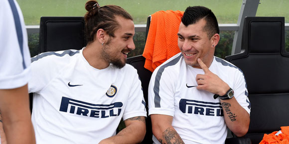 Galeri: Latihan Perdana Gary Medel di Inter