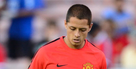 Didesak Soton, United Buka Harga Chicharito