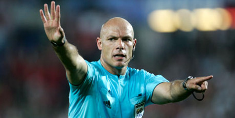 Howard Webb Bantah Dukung Manchester United