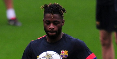 Alex Song Pancing Minat Liverpool 