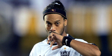 Fans Berat Ronaldinho Pamer Koleksi Jersey Memukau Miliknya Fans Berat Ronaldinho Pamer Koleksi Jersey Memukau Miliknya