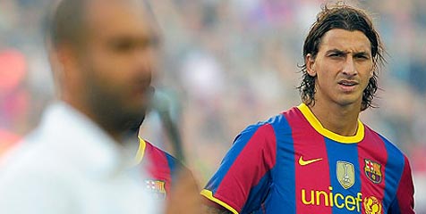'Berlagak Dewa, Zlatan Remehkan Xavi dan Iniesta'
