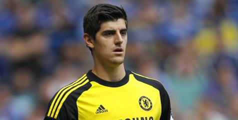 Courtois Tampil Apik, Mou Berusaha Senangkan Cech 