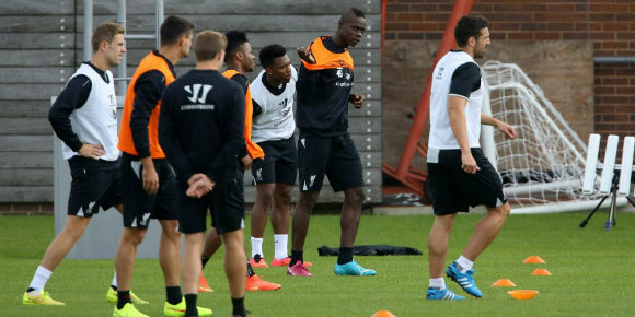 Galeri: Balotelli Berulah di Hari Ketiga Latihan di Liverpool