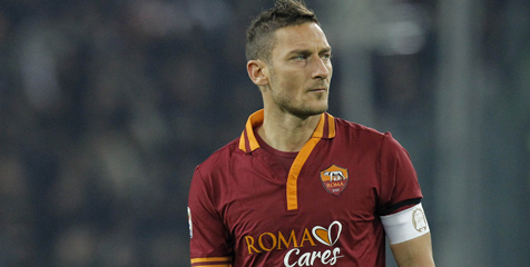 Jika Roma Scudetto, Totti Bernazar Jauhi Es Krim