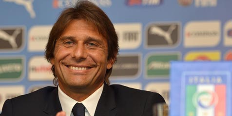 Conte Coret Balotelli dari Skuat Azzurri 