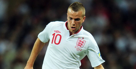 Cleverly Resmi Pindah ke Aston Villa