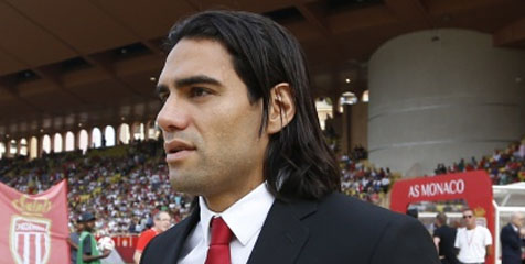 Falcao Memang Pilih United Demi Uang?