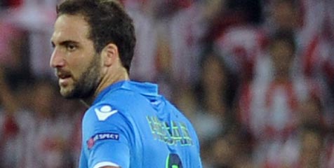 Napoli Menunggu Kabar Positif Dari Higuain