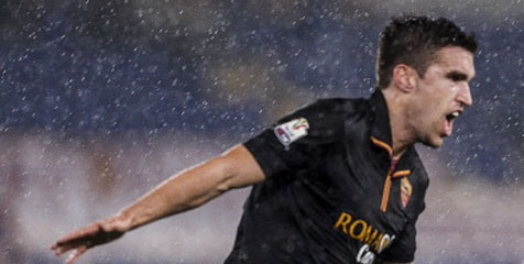 Agen: Man United Tak Pernah Tawar Strootman