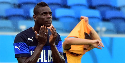 Giaccherini: Karir Balotelli Belum Tamat 