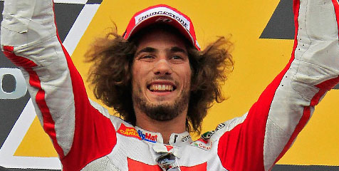 Demi Amal, Panini Jual Kalender Marco Simoncelli