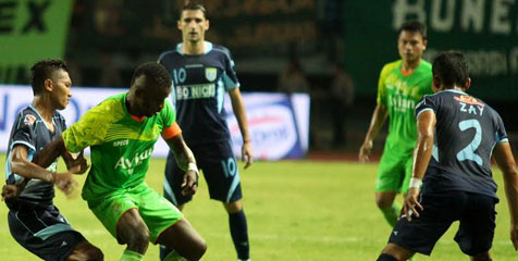 Persebaya Ajak Persela Uji Coba