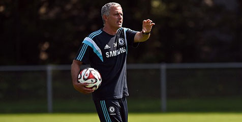 Chelsea Lolos Financial Fair Play, Mourinho Bangga