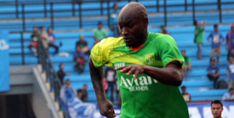 Gresik United Ingin Bajak Pacho Kenmogne dari Persebaya?