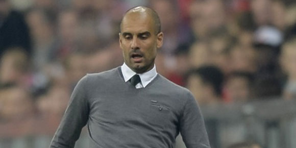 Video: Gagal Oper Bola ke Anak Buah, Guardiola Frustrasi