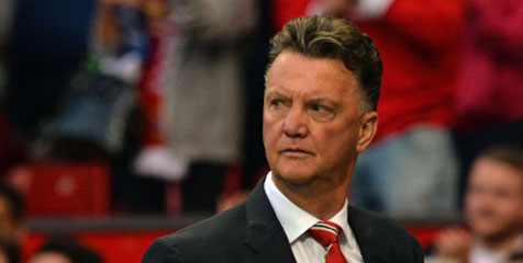 Van Gaal Kecam Kecerobohan United