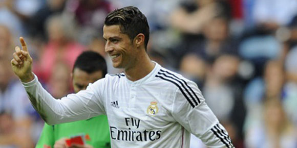 Aksi Diving Ronaldo Kelabui Wasit di Duel Elche