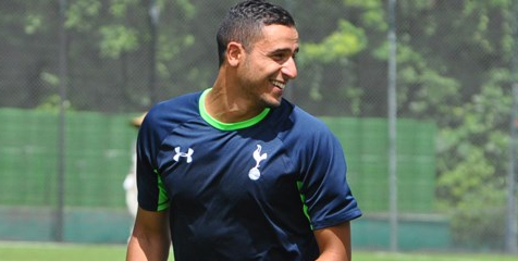 Chadli Yakin Spurs Bekuk Arsenal di Emirates