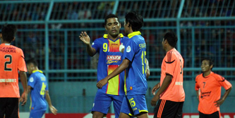 Jajal Cheil Jedang FC, Arema Pesta Gol