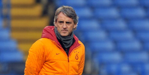 Mancini Beri 'Jurus' Kalahkan City Kepada AS Roma