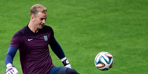 Hart Antusias Berhadapan Dengan Ashley Cole