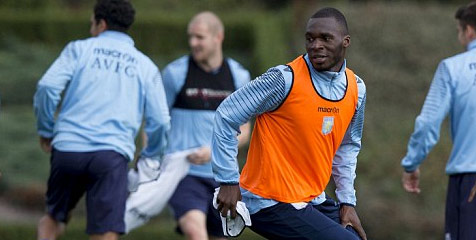 Joe Cole: Benteke Gabungan Drogba dan Crouch Joe Cole: Benteke Gabungan Drogba dan Crouch