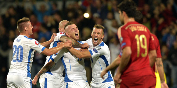 Highlights Euro 2016: Slovakia 2-1 Spanyol