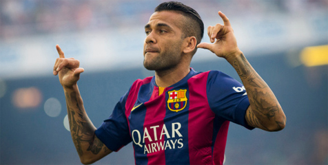 Dani Alves Tak Keder Harus Bersaing Dengan Darah Muda Barca