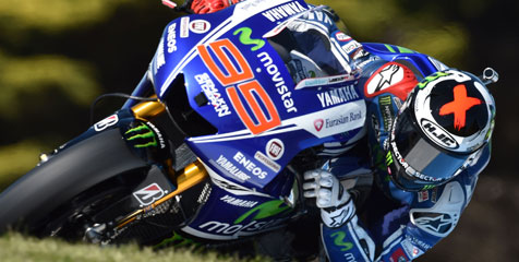 Tercepat di Hari Pertama, Lorenzo Dipusingkan Ban