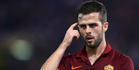 Pjanic Tak Habis Pikir Atas Kekalahan 1-7 Roma