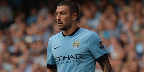 Kolarov: Jika Remehkan MU, Kami Akan Kalah