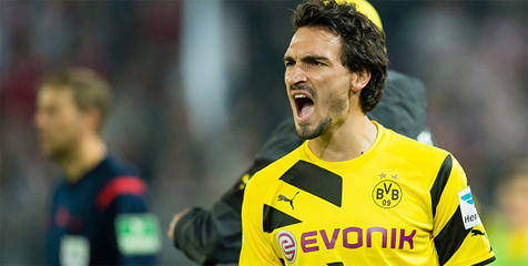 United Serahkan Hummels Untuk Arsenal