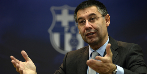 Bartomeu Bicarakan Nasib Vermaelen dan Xavi