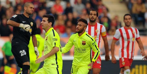 Review: Bangkit, Barca Sikat Almeria