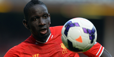 Lini Belakang Bocor, Carragher Minta Liverpool Mainkan Sakho