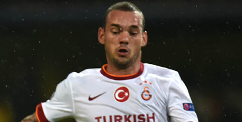 Sneijder Enggan Hijrah ke Old Trafford