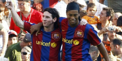 Ronaldinho: Selamat Messi, Kamu Luar Biasa! 