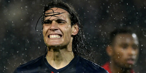 Cavani Tatap 'Final' Barcelona