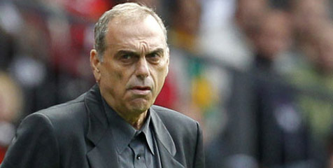 Avram Grant Resmi Tangani Ghana
