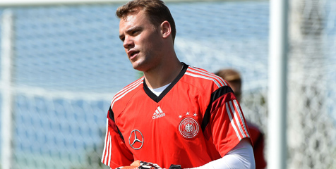 Neuer Bangga Masuk Finalis Ballon d'Or