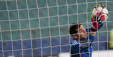 Penalty Save 'Pertama' Casillas