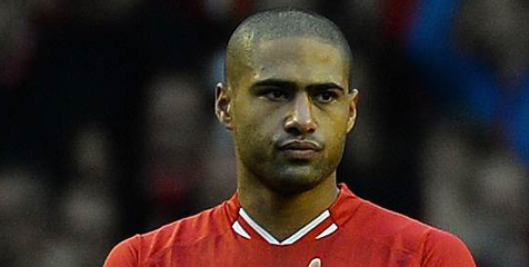 Liverpool Kehilangan Glen Johnson Sampai Tahun Depan