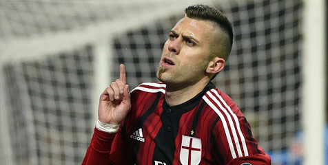 Menez Merasa Terhormat Diinginkan Milan