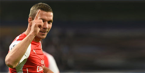 Bahas Masa Depannya, Podolski Temui Manajemen Arsenal