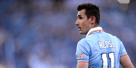 Tak Menyerah, Klose Ingin Rebut Tempat Utama di Lazio