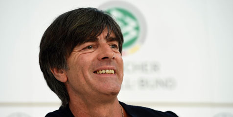 Joachim Loew Pelatih Terbaik 2014 Versi World Soccer