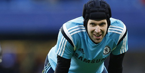 Mourinho Pastikan Cech Tak Gabung Arsenal