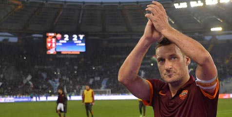 Totti Bangga Pecahkan Rekor Derby della Capitale