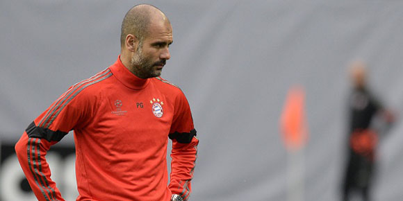 Guardiola Unjuk Skill di Sesi Latihan Bayern